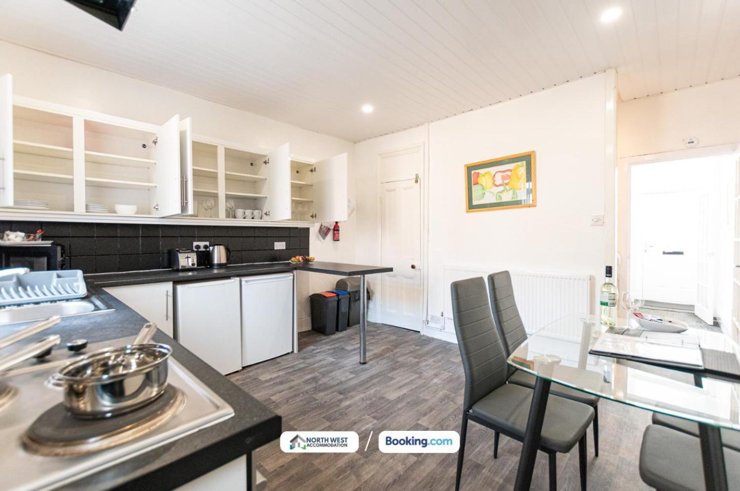 Manchester Work Stays 2Br Home With Parking & Wifi Exterior foto