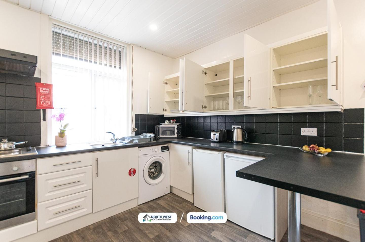 Manchester Work Stays 2Br Home With Parking & Wifi Exterior foto