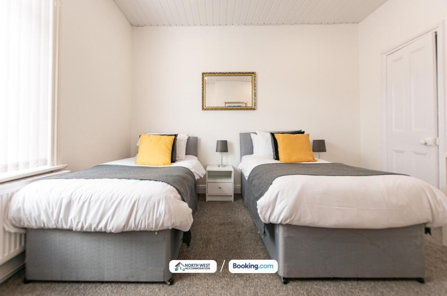 Manchester Work Stays 2Br Home With Parking & Wifi Exterior foto